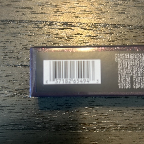 Surratt Surreal Skin Foundation Wand Shade 18 REFILL | Deep Chocolate / Neutral - Picture 9 of 10